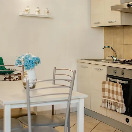 Maio House شقة