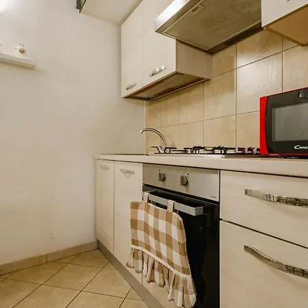 Maio House نابولي